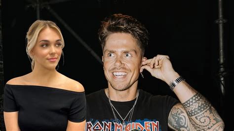 Themafoto van André Hazes in een concertsetting