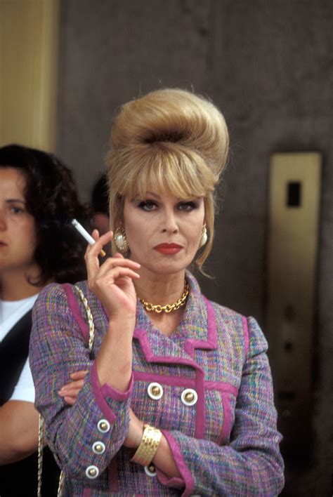 Joanna Lumley in haar iconische rol als Patsy Stone in Absolutely Fabulous