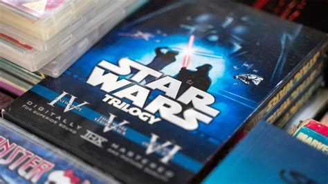 Illustratie van verschillende dvd's en blu-rays met prijswinst symbolen