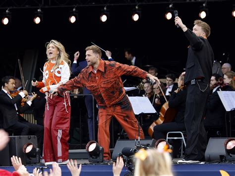 Christoff op het podium tijdens een optreden