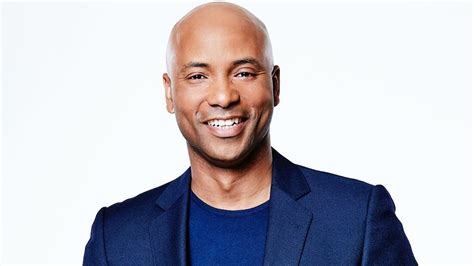 Humberto Tan presenteert The Repair Shop