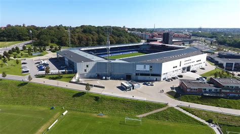 Foto van de Noordtribune van Cepheus Park Randers