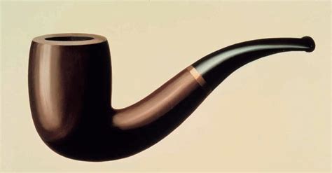 Een foto van René Artois in zijn café, omringd door Duitse officieren en leden van het verzet.