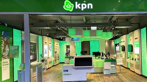 Infographic die de keten van KPN TV-signaaloverdracht illustreert, met mogelijke knelpunten