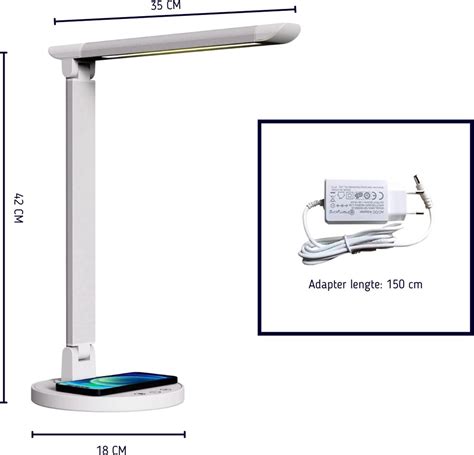 Afbeelding van de Ikea RIGGAD bureaulamp met draadloze oplaadfunctie