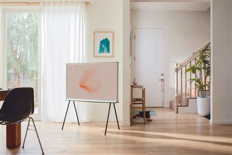 Afbeelding van een Samsung The Frame TV die naadloos in een interieur is geïntegreerd