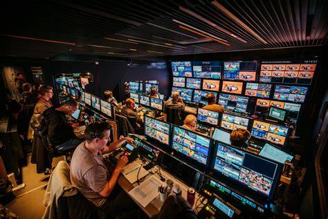 Opstelling van meerdere camera's tijdens een live-uitzending van een evenement