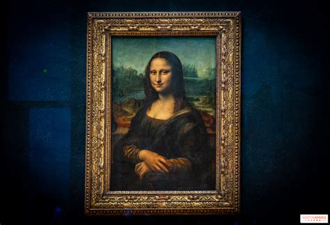 Het Louvre in Parijs met de Mona Lisa