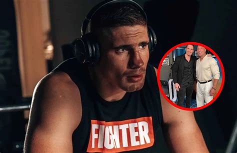 Rico Verhoeven in een actiescène uit Black Lotus