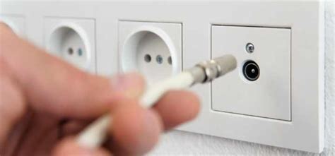 aansluitpunten voor internet: DSL, glasvezel en coax