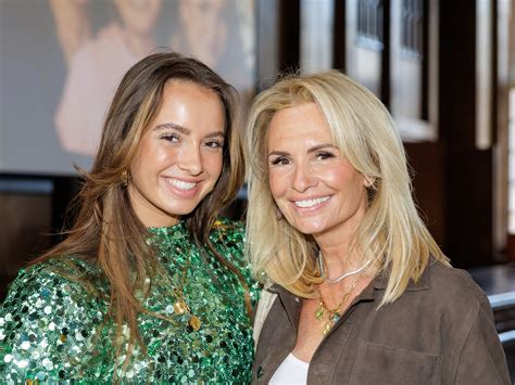 Tijdlijn die de huidige procedurelengte van nieuwbouwprojecten vergelijkt met de gewenste versnelde procedure