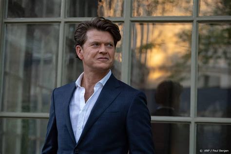 Foto van de originele presentatoren Beau van Erven Dorens en Albert Verlinde