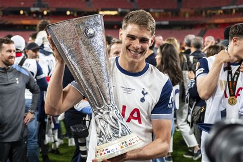 Foto van Nadia van de Ven (indien beschikbaar, anders een thematische foto van een politieonderzoek)