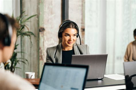 Infographic die de snelle reactietijden van de klantenservice van The Next Shop visualiseert