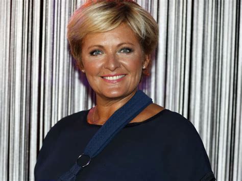 Caroline Tensen die een vraag stelt aan de hoofdkandidaat.