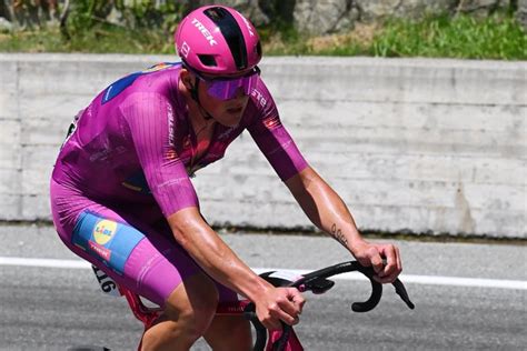 Thema: Collage van de Maglia Rosa, Maglia Ciclamino, Maglia Azzurra en Maglia Bianca