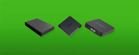 Afbeelding van verschillende Mag IPTV boxen naast elkaar