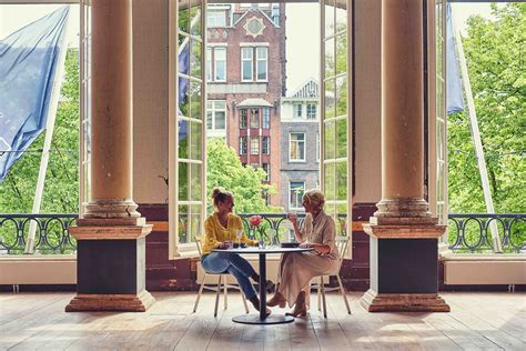 fotoreportage van Amsterdam met iconische locaties die in Baantjer gebruikt worden