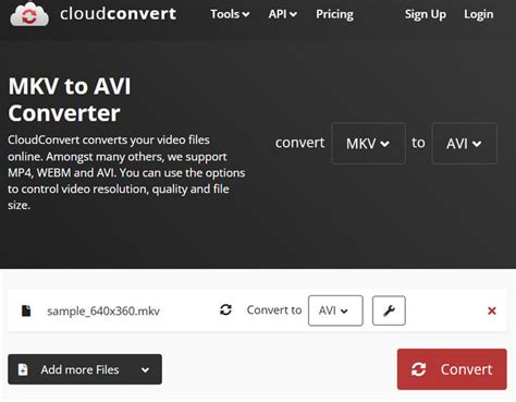 Screenshot van een online MKV naar AVI converter website.