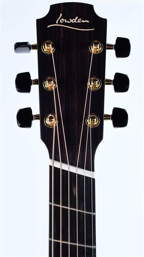 Gitaar: Lowdon F25C Fan Fret