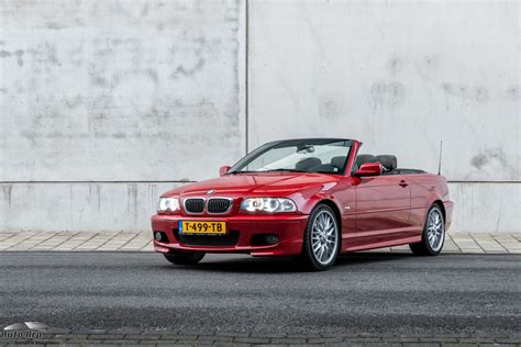 Illustratie van een BMW M3 E46 Cabriolet in Imola Rot II