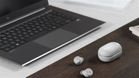 Infographic die de verschillende audiotechnologieën van HP uitlegt (DTS:X Ultra, Bang & Olufsen, HP Audio Boost, Poly Studio).