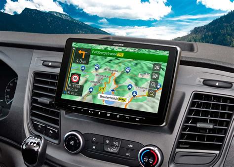 Voorbeeld van een modern touchscreen navigatiesysteem ingebouwd in een Ford Mondeo dashboard