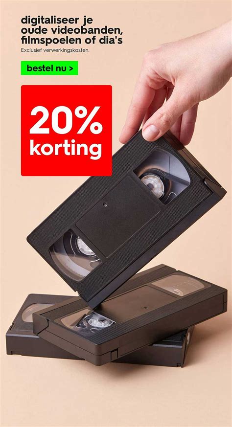 collage van oude videobanden, dia's en LP's die gedigitaliseerd worden