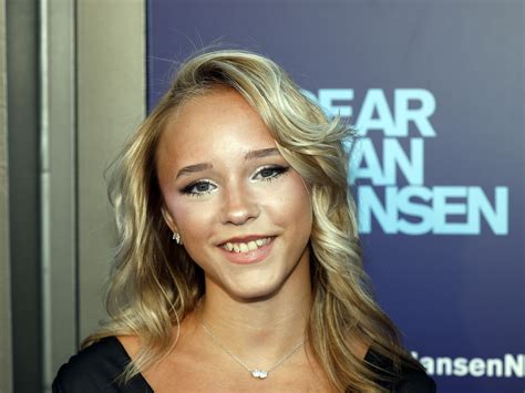 Close-up van Roosmarijn de Kok met een glimlach